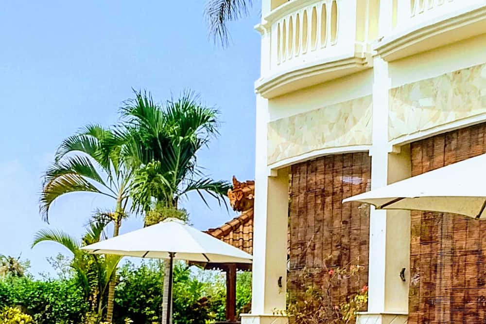 Bali Paradise Hotel Boutique Resort