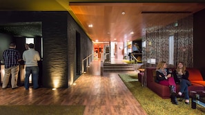Lobby-Lounge