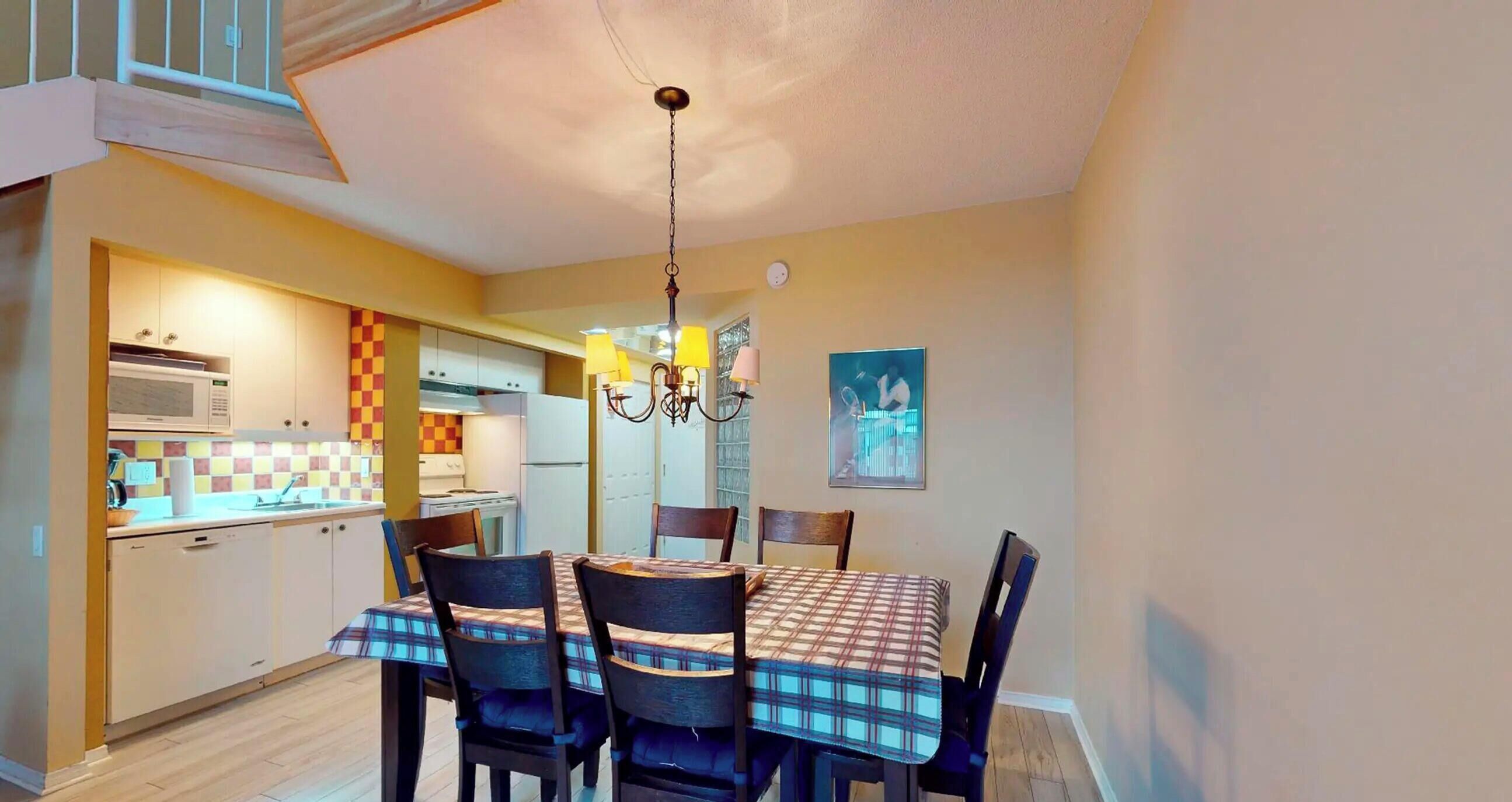Basic Condo, 1 Bedroom (Mezzanine - Ski-in/Ski-out) | Private kitchen | Fridge, microwave, toaster, cookware/dishes/utensils