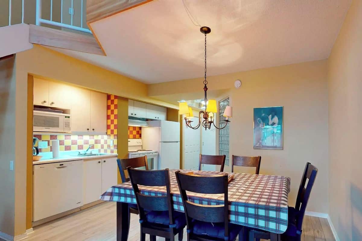 Condo básico, 1 habitación (Mezzanine - Ski-in/Ski-out) | Cocina privada | Refrigerador, microondas, tostadora y utensilios de cocina