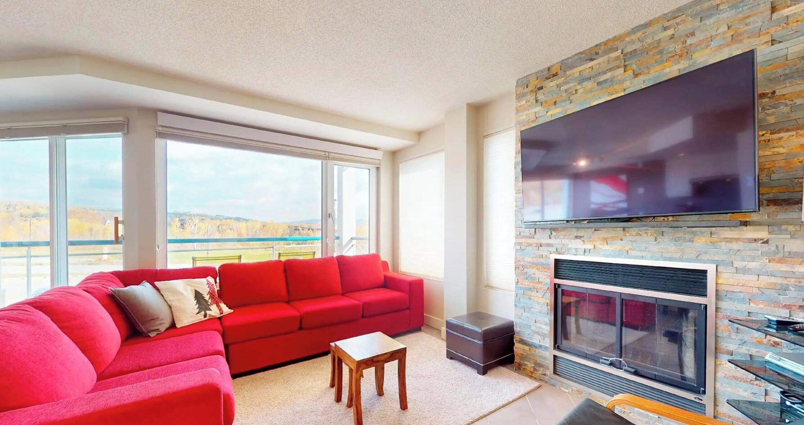 Family Apartment, 3 Bedrooms | Hypo-allergenic bedding, blackout curtains, iron/ironing board