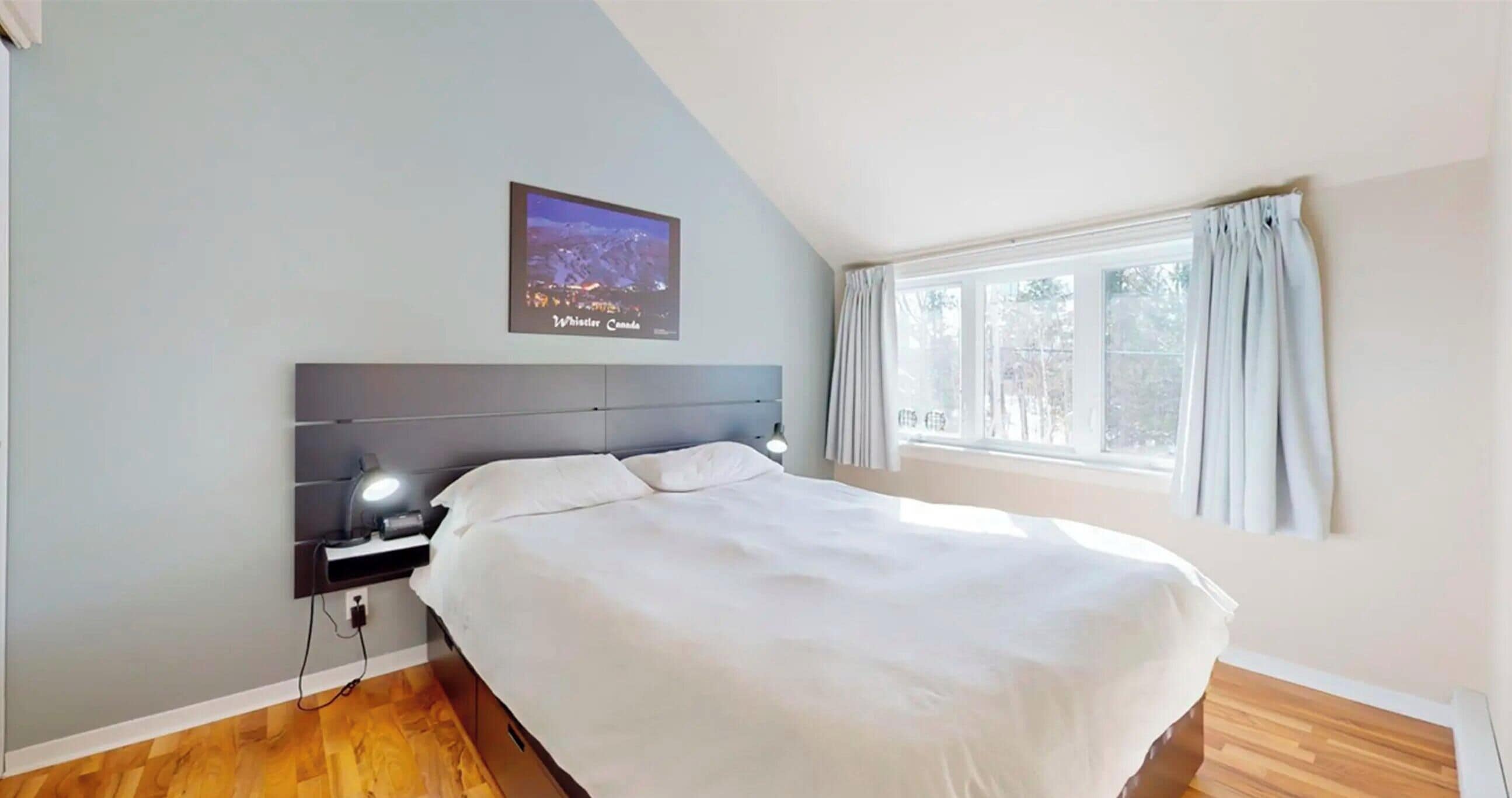 Condo, 2 Bedrooms, Mezzanine (1 km from slopes) | Hypo-allergenic bedding, blackout curtains, iron/ironing board