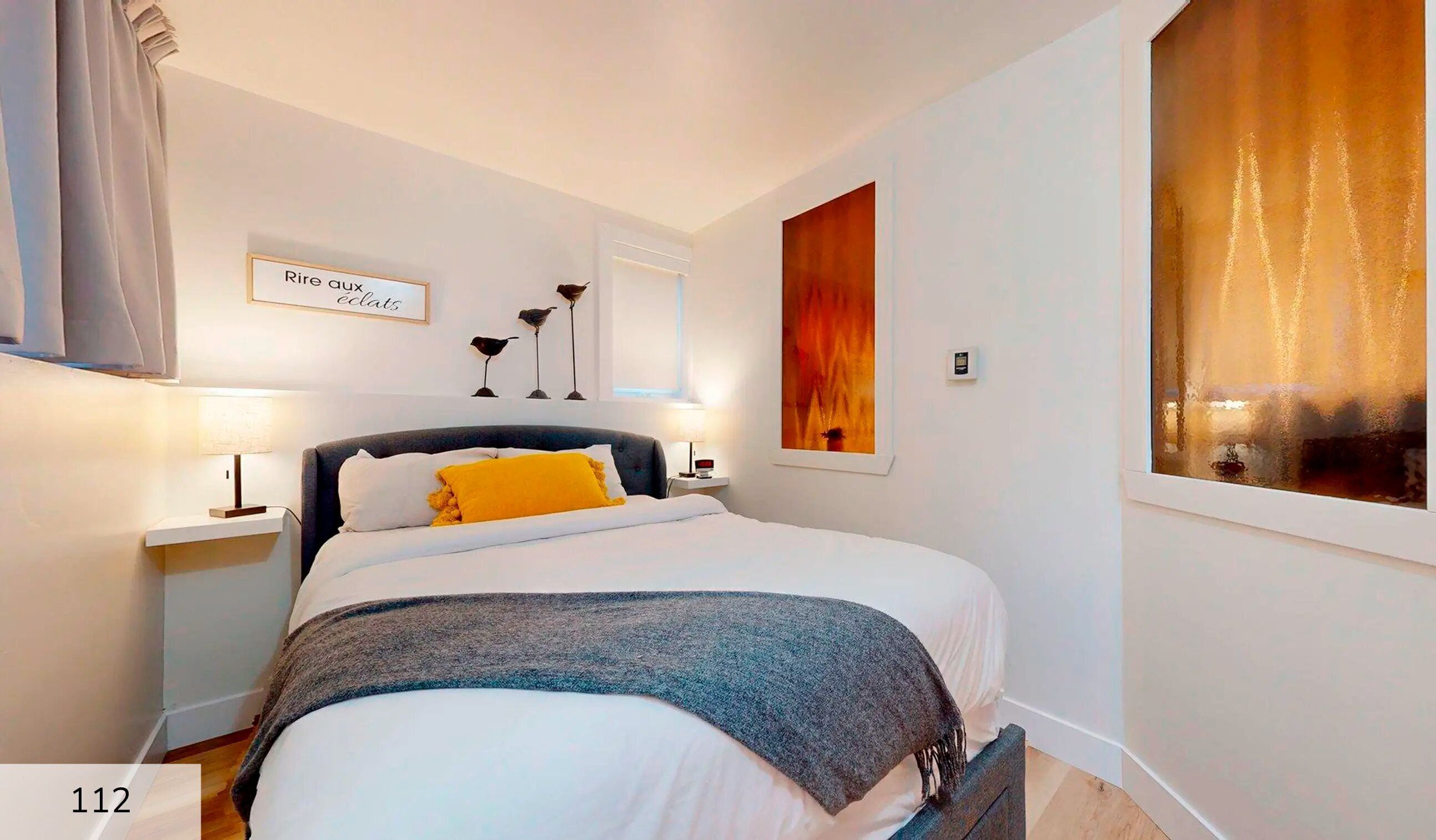 Ropa de cama hipoalergénica y cortinas blackout 