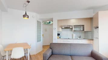 Superior-Studio, 1 Queen-Bett und Schlafsofa | Eigene Küche