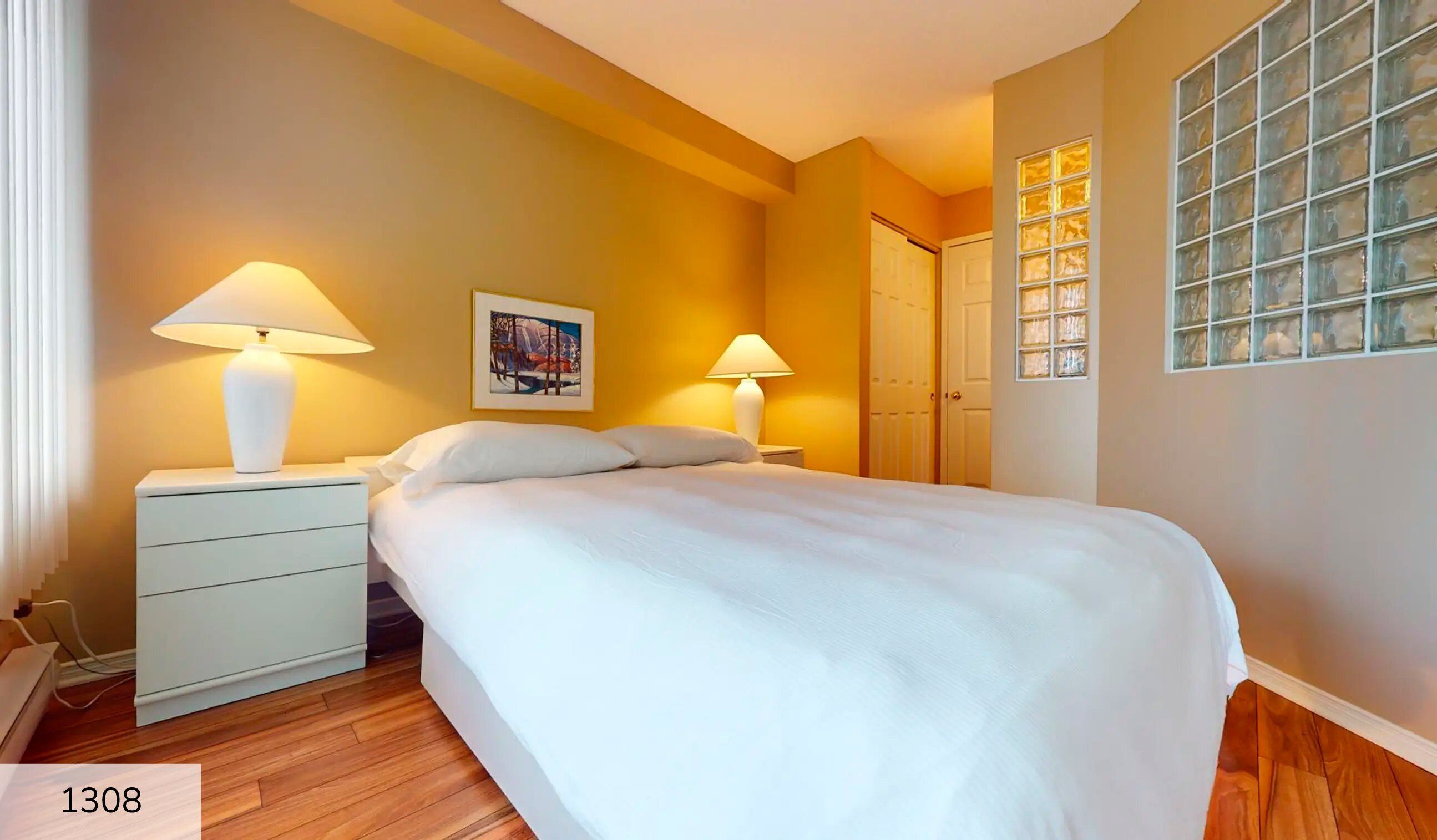 Basic Condo, 1 Bedroom (Ski-in/Ski-out) | Hypo-allergenic bedding, blackout drapes, iron/ironing board