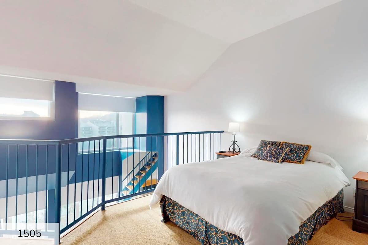 Superior Condo, 1 Bedroom (Mezzanine - Ski-in/Ski-out) | Hypo-allergenic bedding, blackout drapes, iron/ironing board