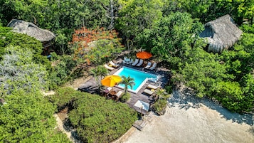 Outdoor pool, pool umbrellas, sun loungers