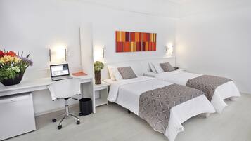 Superior Room, 2 Twin Beds | Premium bedding, minibar, in-room safe, desk