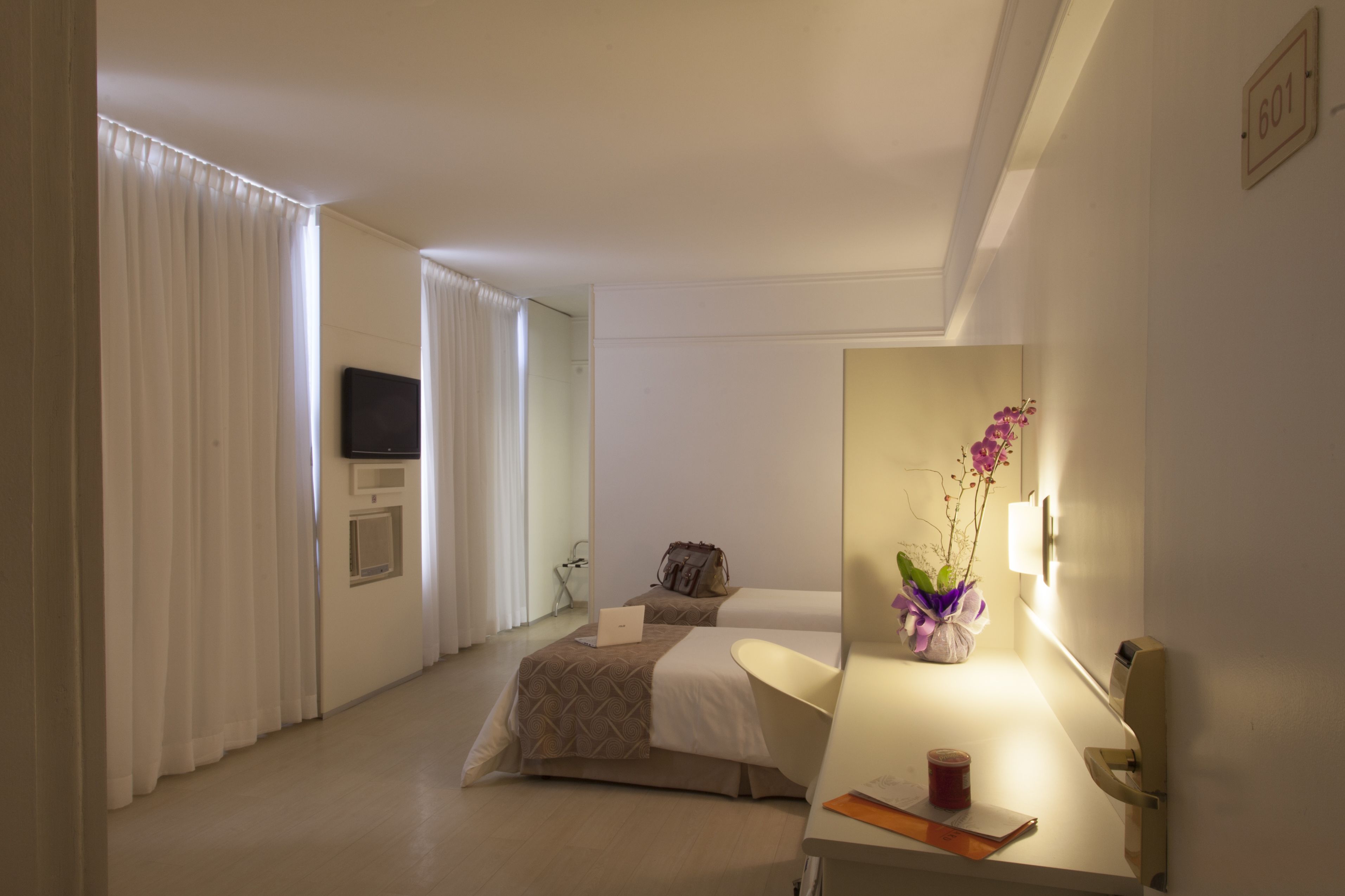 Foto - Boulevard Plaza