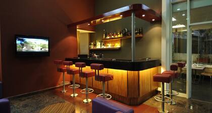 Suite Hotel Chrome