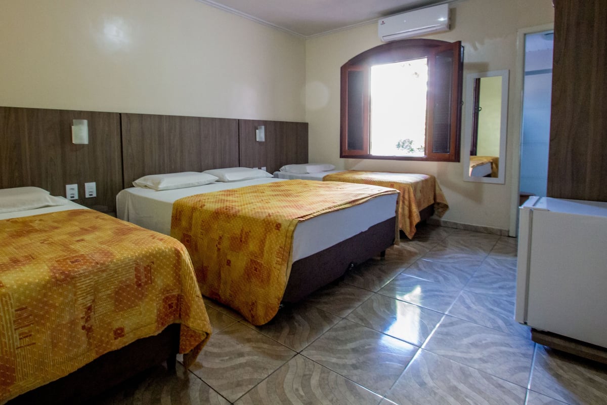 Minibar, in-room safe, free WiFi, bed sheets