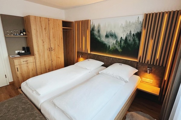 Premium Double Room | In-room safe, individually decorated, desk, laptop workspace