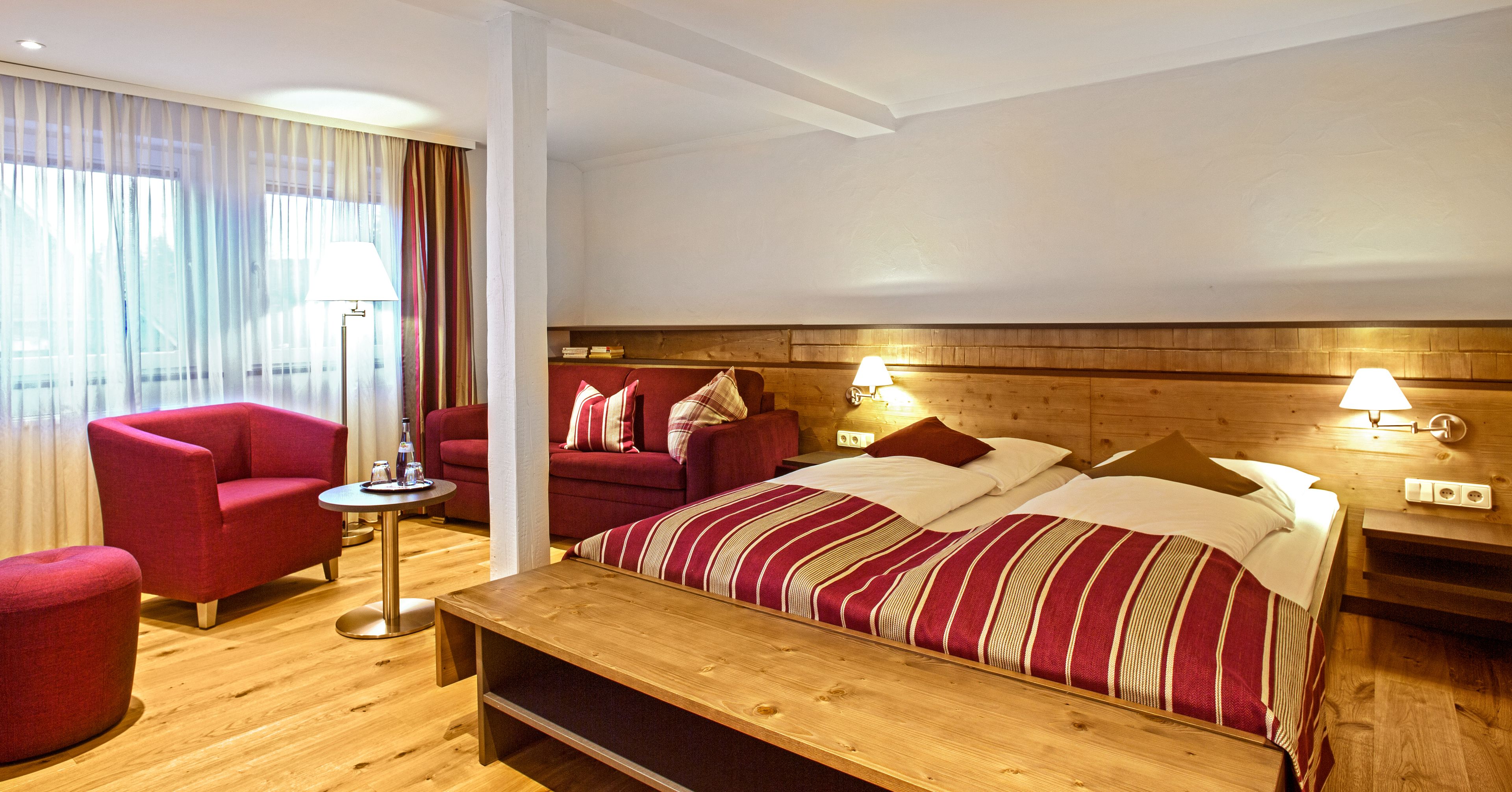 junior room | in-room safe, individually decorated, desk, laptop workspace