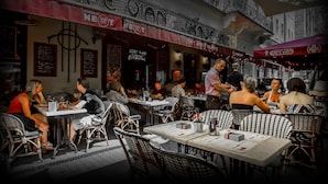 Outdoor dining - Mango Aparthotel (Budapest)