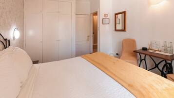 Superior Double or Twin Room | In-room safe, desk, free WiFi