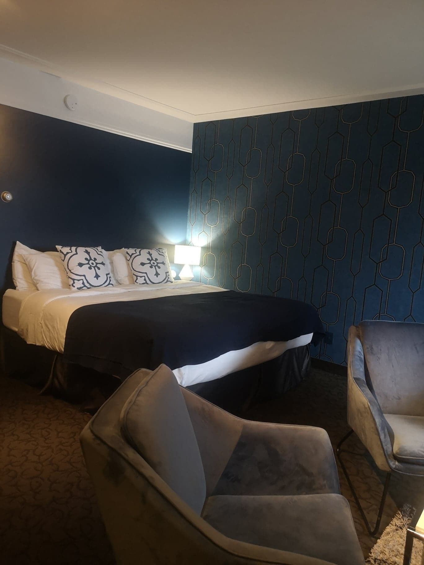 superior room, 1 king bed, lake view | 1 bedroom, desk, laptop workspace, blackout curtains