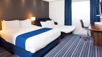 Habitación estándar, 1 cama doble, accesible para personas con discapacidad | Escritorio, cunas gratuitas, wifi gratis y ropa de cama