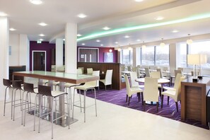 Restaurant - Holiday Inn Express Tamworth by IHG (Tamworth)
