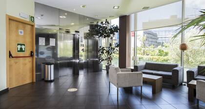 Holiday Inn Express Barcelona - Sant Cugat by IHG