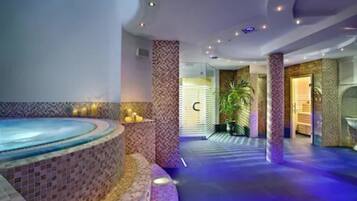 三溫暖烤箱、浴缸、土耳其浴、美體療程、芳療、身體去角質