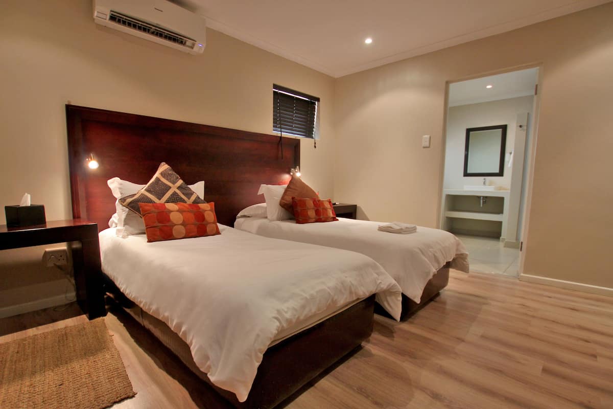 Minibar, in-room safe, desk, rollaway beds
