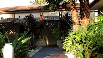 Standard Room (Double) | Terrace/patio