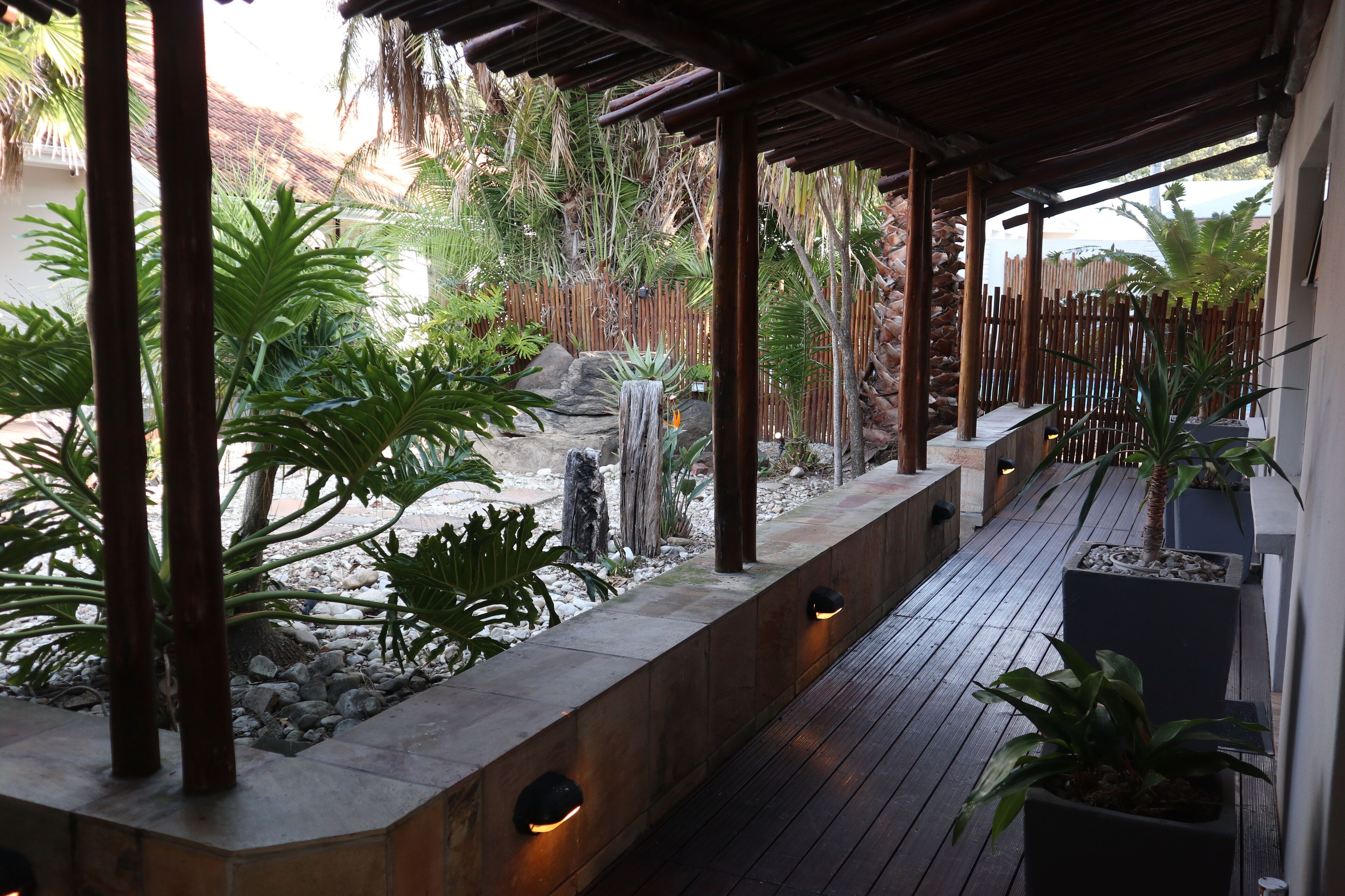 Single Room | Garden view