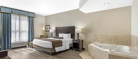 Chambre Standard, 1 très grand lit, non-fumeur, baignoire à jets | Coffre-fort, bureau, espace de travail pour ordinateurs portables