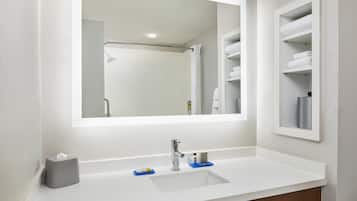 Standard Room | Bathroom