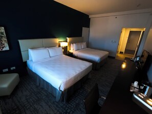 Deluxe Double Room | Down comforters, pillowtop beds, in-room safe, desk - Costa Bahia Hotel & Convention Center (Guayanilla)