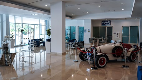 Lobby. Costa Bahia Hotel & Convention Center