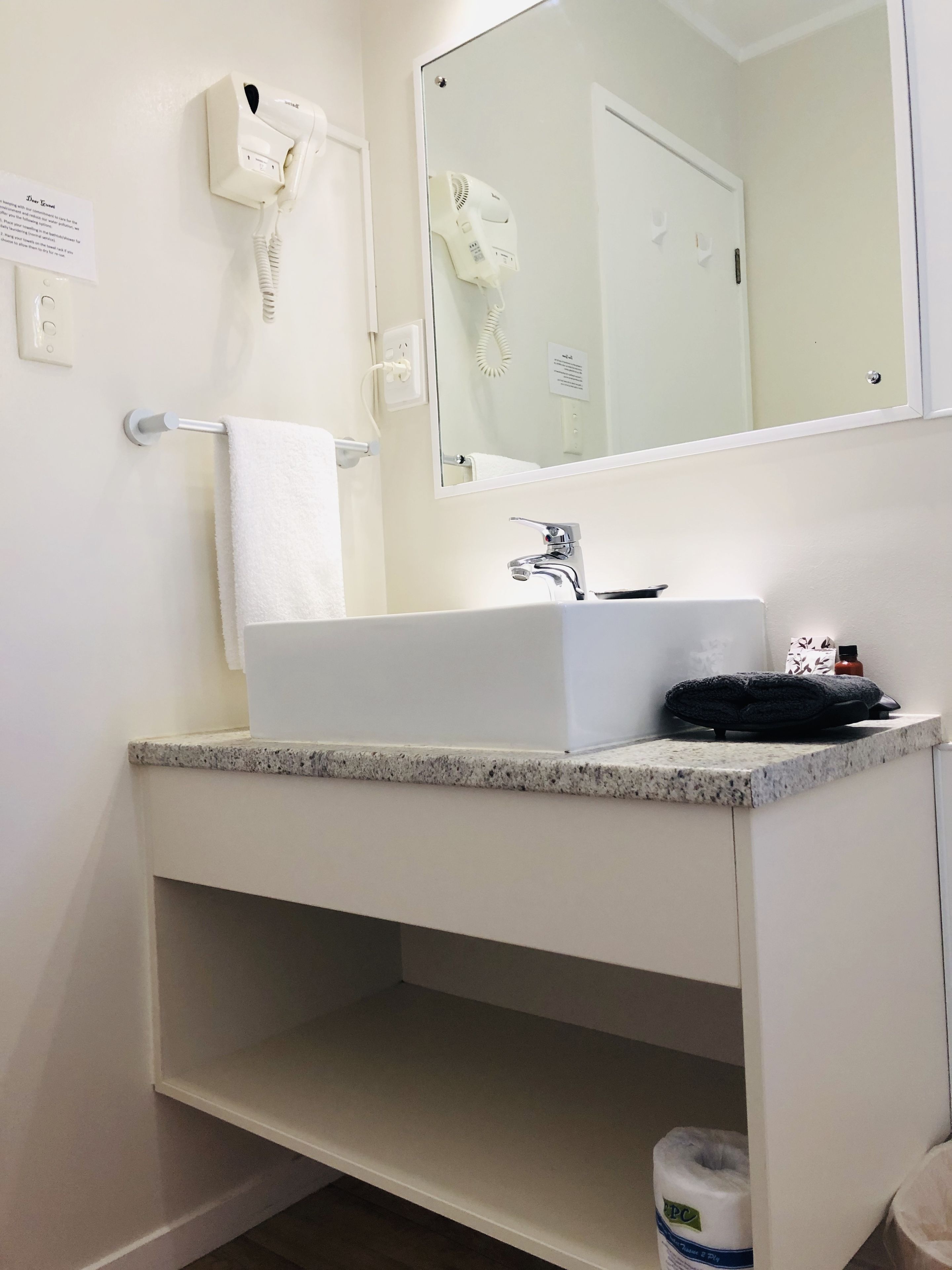 Foto - Tudor Court Motor Lodge