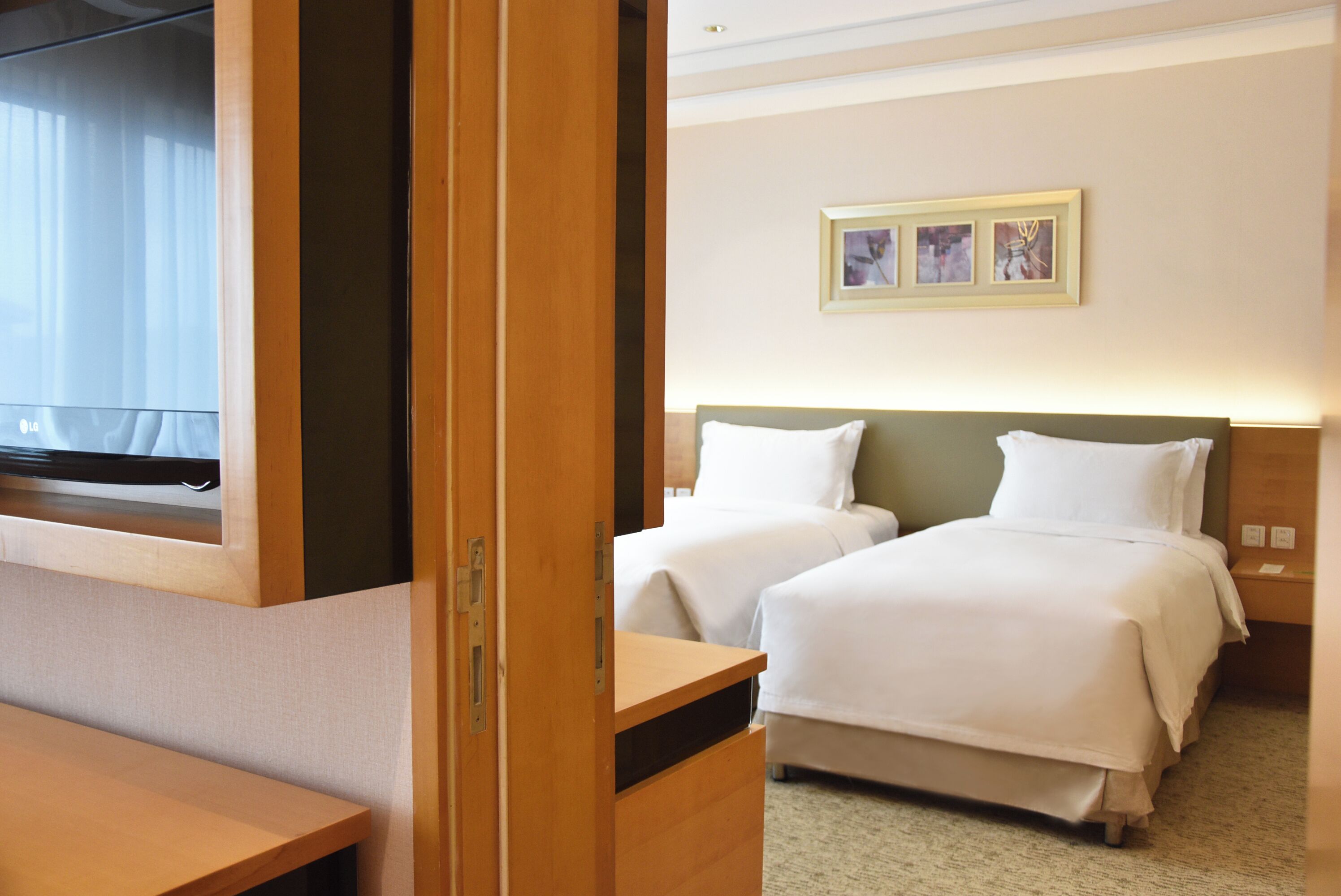 family connecting room | 1 bedroom, down duvets, memory-foam beds, minibar