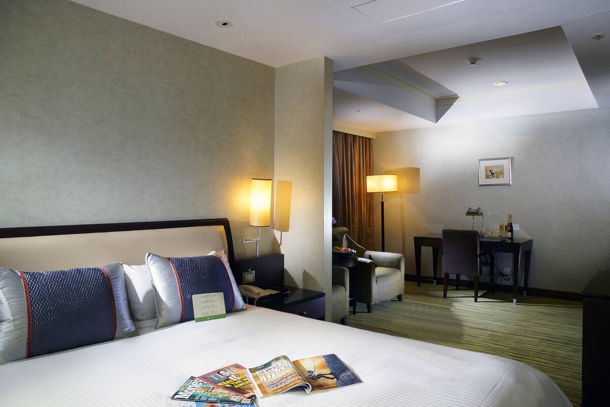 Premium bedding, down duvets, Select Comfort beds, in-room safe