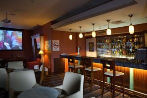 Bar (on property) - City Lake Hotel (Taipei)