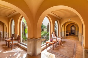 Sauna, steam room, body treatments, body wraps, body scrubs, facials