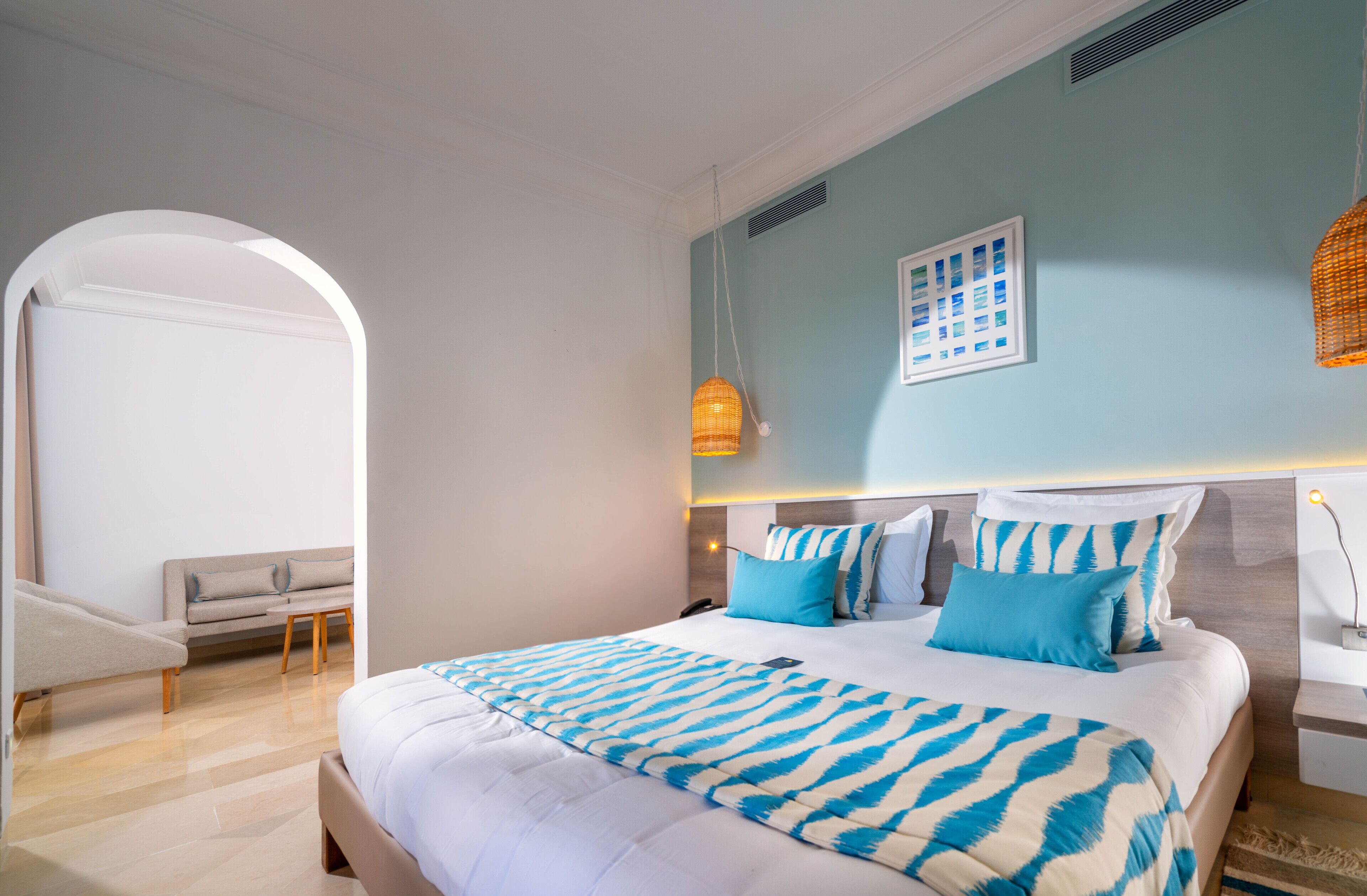 premium bedding, minibar, in-room safe, desk