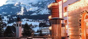 科爾蒂納丹佩佐薩沃亞大飯店 - 麗笙精選飯店