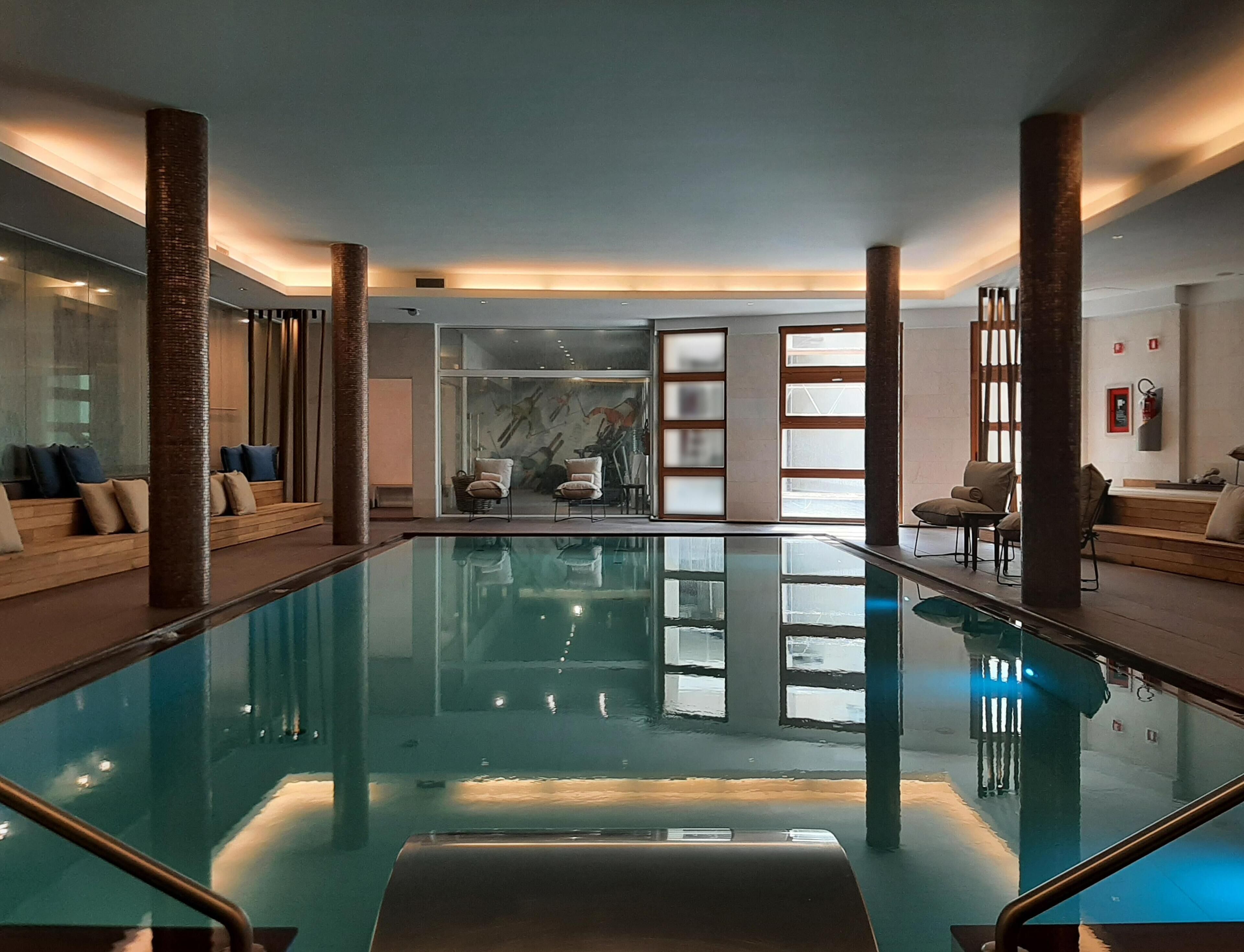 Salas de tratamiento para parejas, un sauna, baño turco