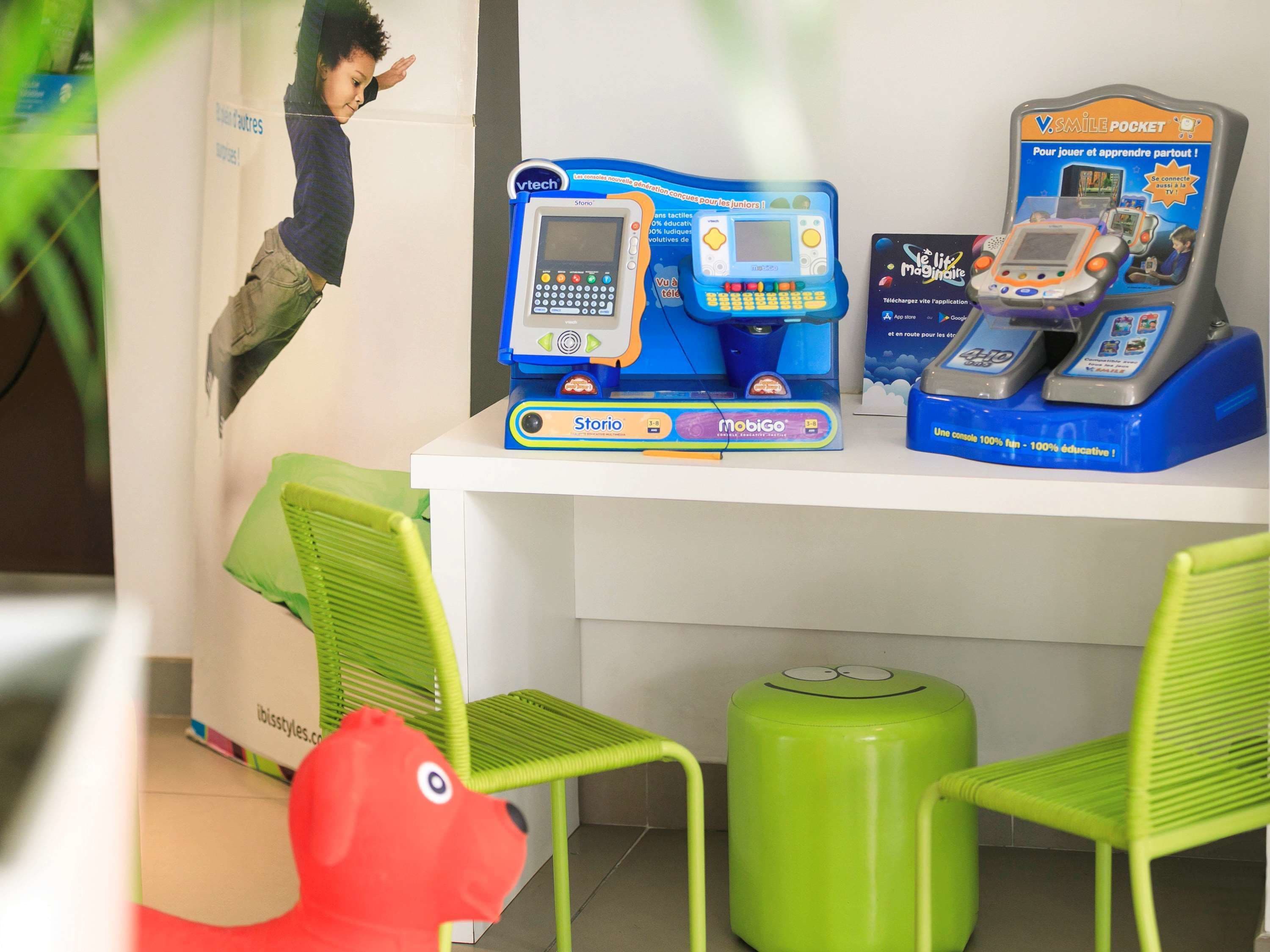 Children’s play area – outdoor