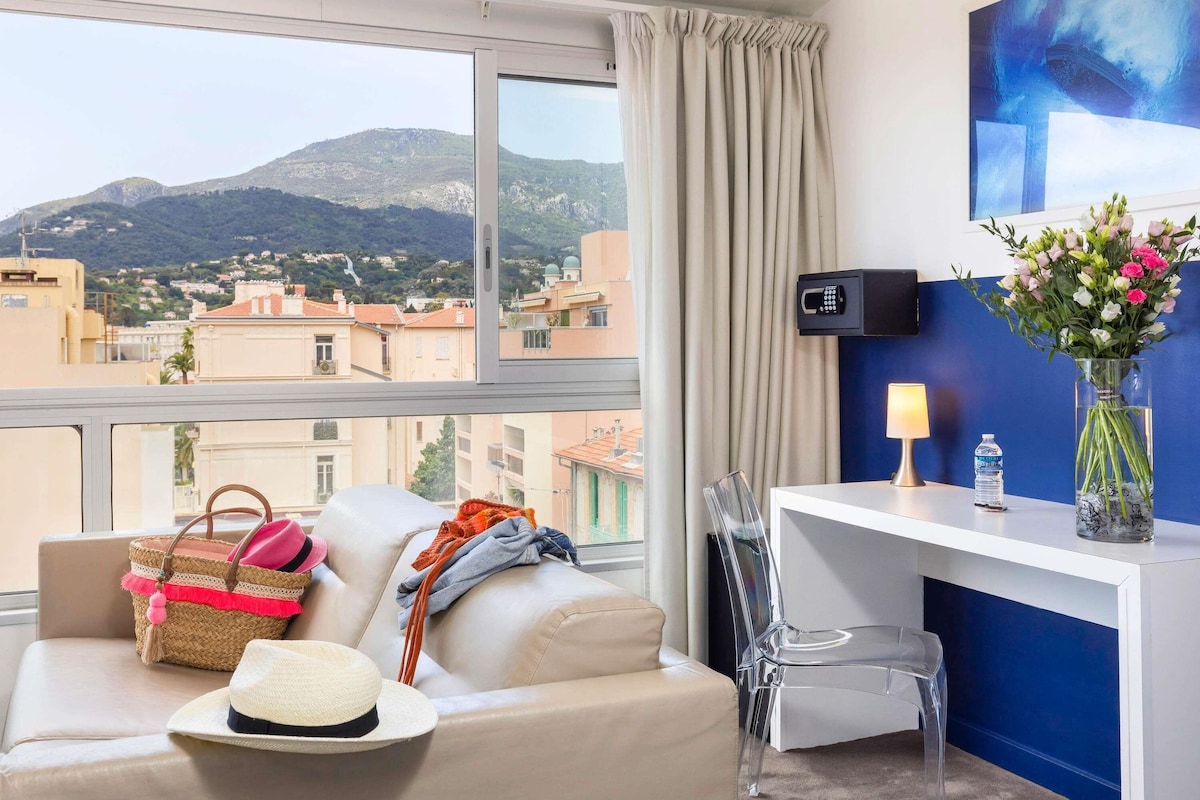 Suite familiar (1 lit double et canapé-lit) | 1 habitación, ropa de cama de alta calidad, escritorio y insonorización