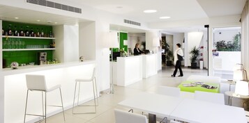 Mostrador de check-in y check-out
