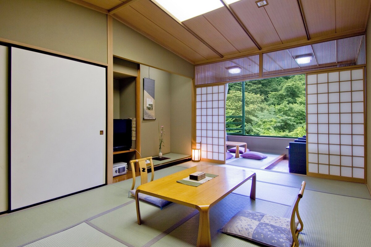 Room Only Japanese-style Room, Non-smoking | In-room safe, bed sheets