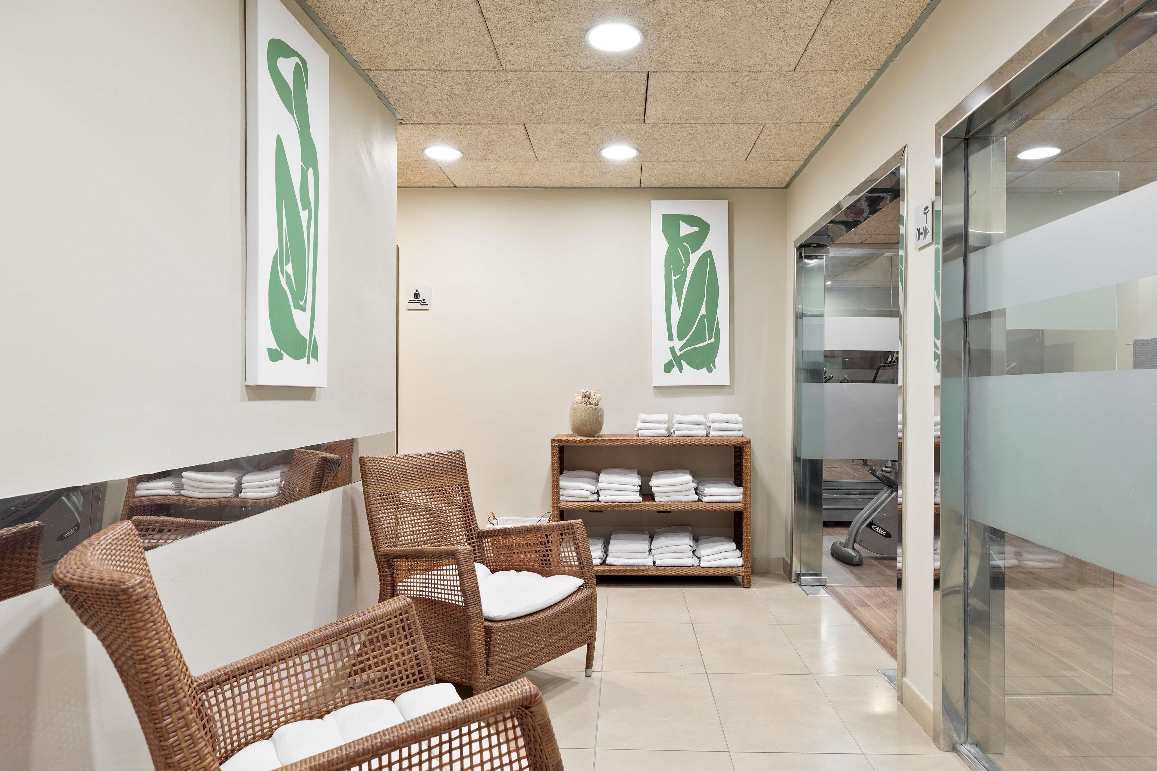 turkish bath/hammam, massage/treatment rooms