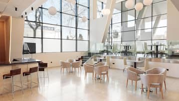 Se sirven desayunos y cenas