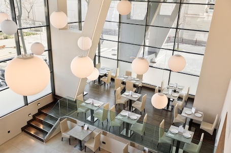 Café da manhã e jantar. Hotel Best 4 Barcelona