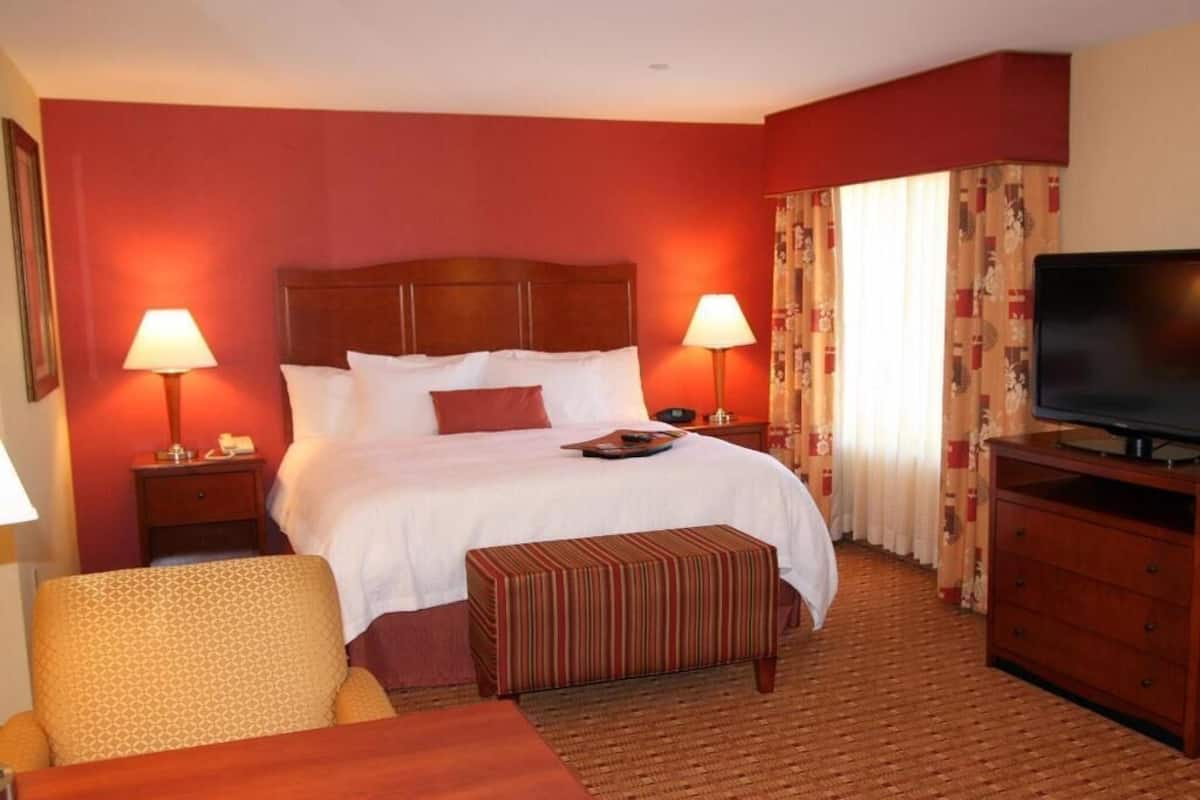 Premium bedding, down comforters, pillowtop beds, in-room safe