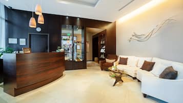 Sauna, body treatments, reflexology, massages