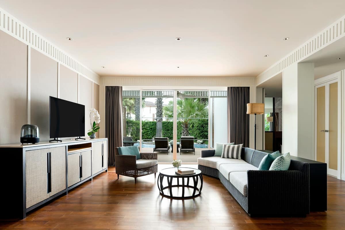 Premium bedding, down comforters, pillowtop beds, minibar