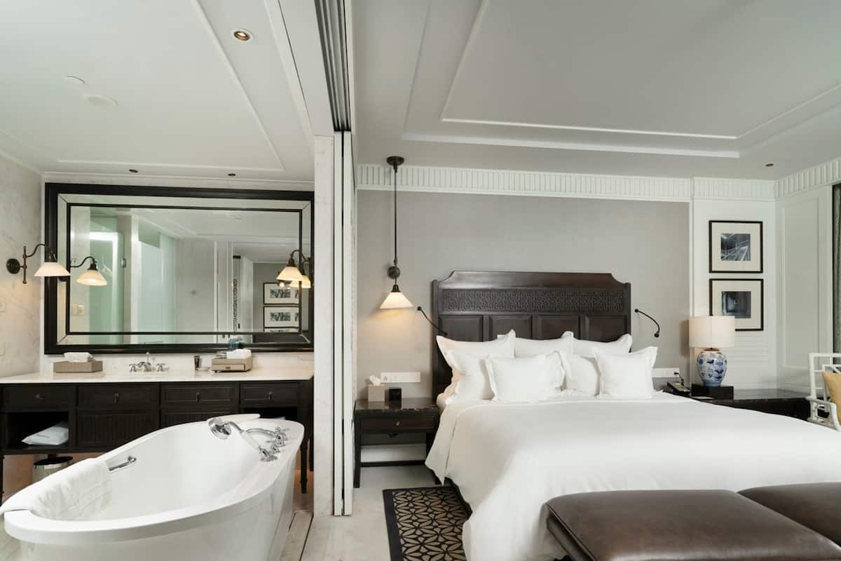 Habitación clásica, 1 cama King size | Ropa de cama de alta calidad, edredón, camas con pillow-top y minibar